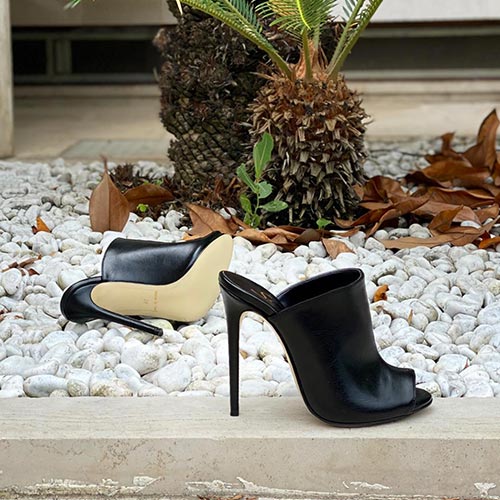 SABOT PELLE NERA – COD. 28733 | SHARLENE